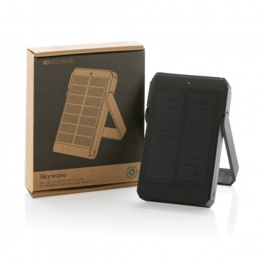 Logotrade Firmengeschenke das Foto: Skywave 5000mah Solar Powerbank, 10W Wireless aus rPlastik