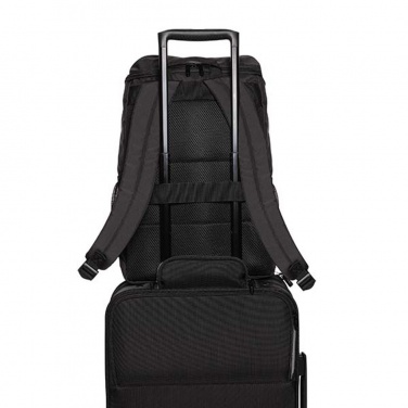 Logotrade Werbeartikel das Foto: Swiss Peak AWARE™ Easy Access 15.6" Laptop-Rucksack