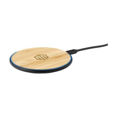 Logotrade Logogeschenke das Foto: Bamboo 10W Wireless Charger kabelloses Schnellladegerät