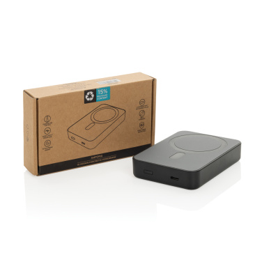Logotrade Werbegeschenke das Foto: Amporia 10.000mAh magnetische Powerbak aus RCS rec. ABS
