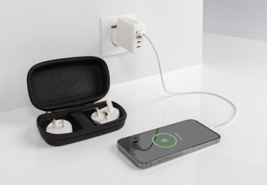 Logotrade advertising product picture of: TravelCharge Pro RCS rplastic travel charger with USB C
