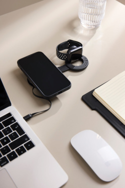 Logo trade promotional gift photo of: VINGA Baltimore RCS 2-in-1 Wireless 15W Travel Charger