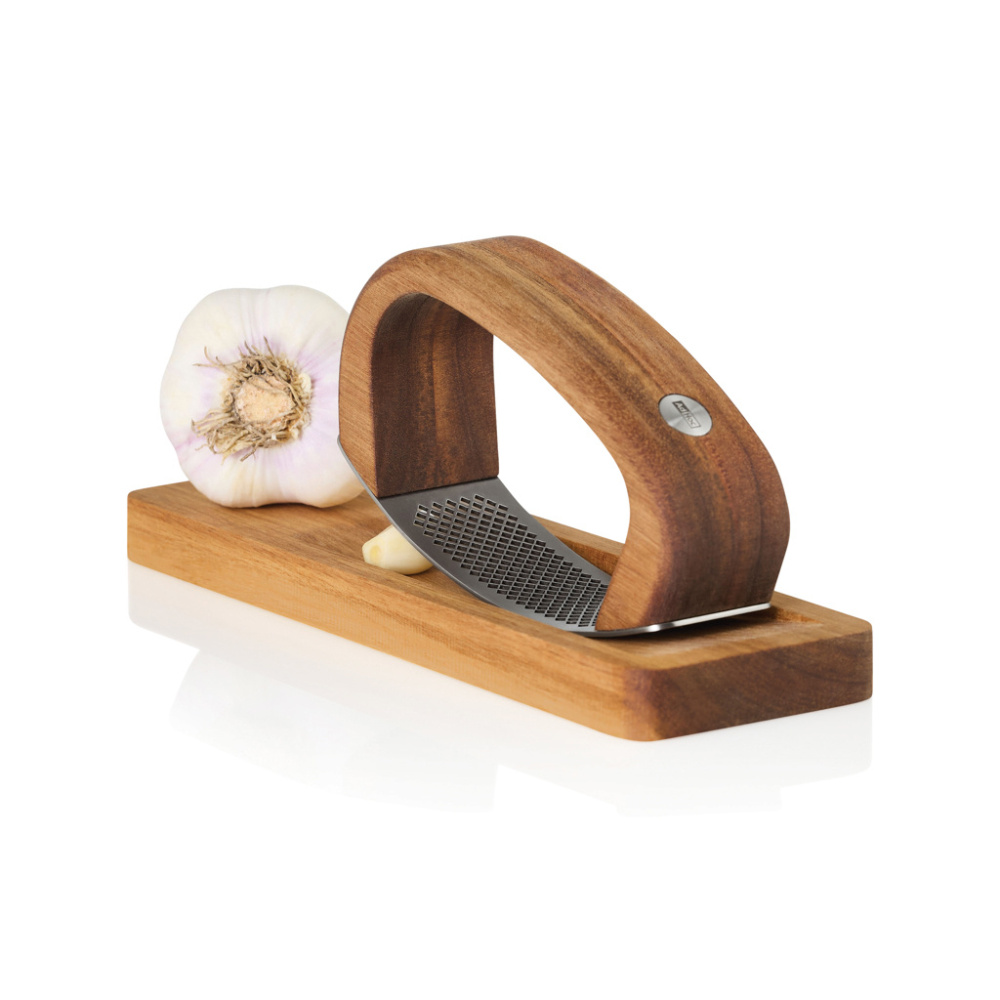 Logo trade promotional giveaway photo of: AdHoc RoccaAlio Garlic press with chopping board