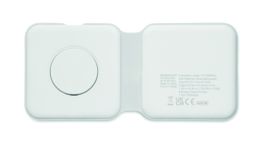 Logotrade meene foto: FLIP 2-ühes kokkupandav laadija 15W