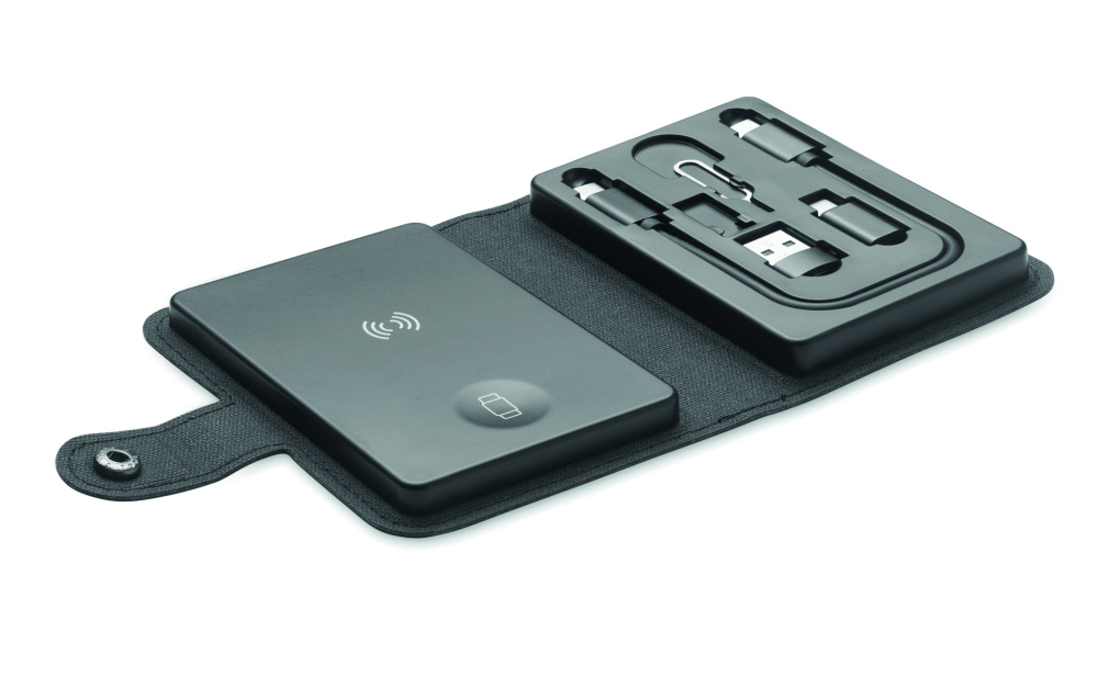 Logo trade reklaamkingituse pilt: CAWATT 4 in 1 kaabli pistikute komplekt 15W