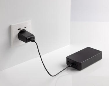 Logotrade ärikingitused pilt: Boostcore RCS taaskasutatud plastist akupank 20 000 mAh USB C
