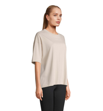 Logotrade meened pilt: BOXY WOMEN OVERSIZE T-SÄRK