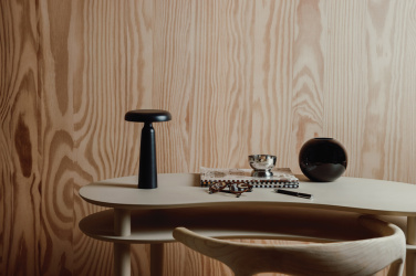 Logo trade meened foto: VINGA Avery RCS laualamp