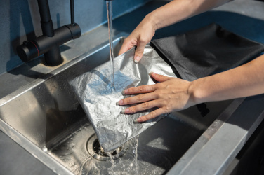 Logo trade meene pilt: Snackstrap AWARE™ RPET lõunakott 30x20CM