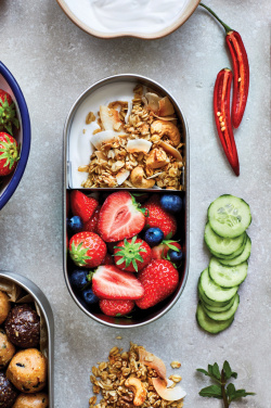 Logo trade reklaamkingituse pilt: Black+Blum roostevabast terasest toidukarp