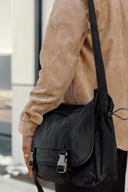 Logotrade ärikingid pilt: KENTO URBAN RCS taaskasutatud nailonist õlakott