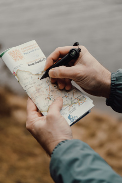 Logotrade meened pilt: Nordic Drift Trial RCS kaasaskantav infinity taskupliiats kompassiga