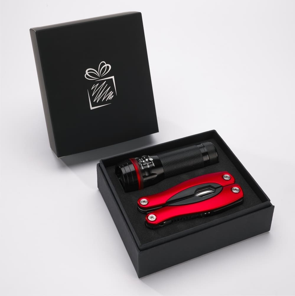 Logotrade liikelahja tuotekuva: Lahjasetti Colorado - taskulamppu ja iso monitoimityökalu, punainen