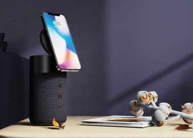 Logotrade mainoslahja ja liikelahja kuva: Urban Vitamin Anaheim RCS kierrätetty 10W kaiutin 15W laturi