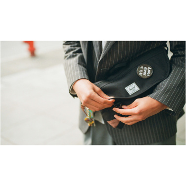 Logo trade mainostuote kuva: Herschel Cove kierrätetty messengerlaukku 22,5 l