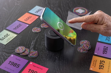 Logotrade liikelahja tuotekuva: Magpulse RCS -3 W kaiutin, kierrätysmuovia, magneettipidike