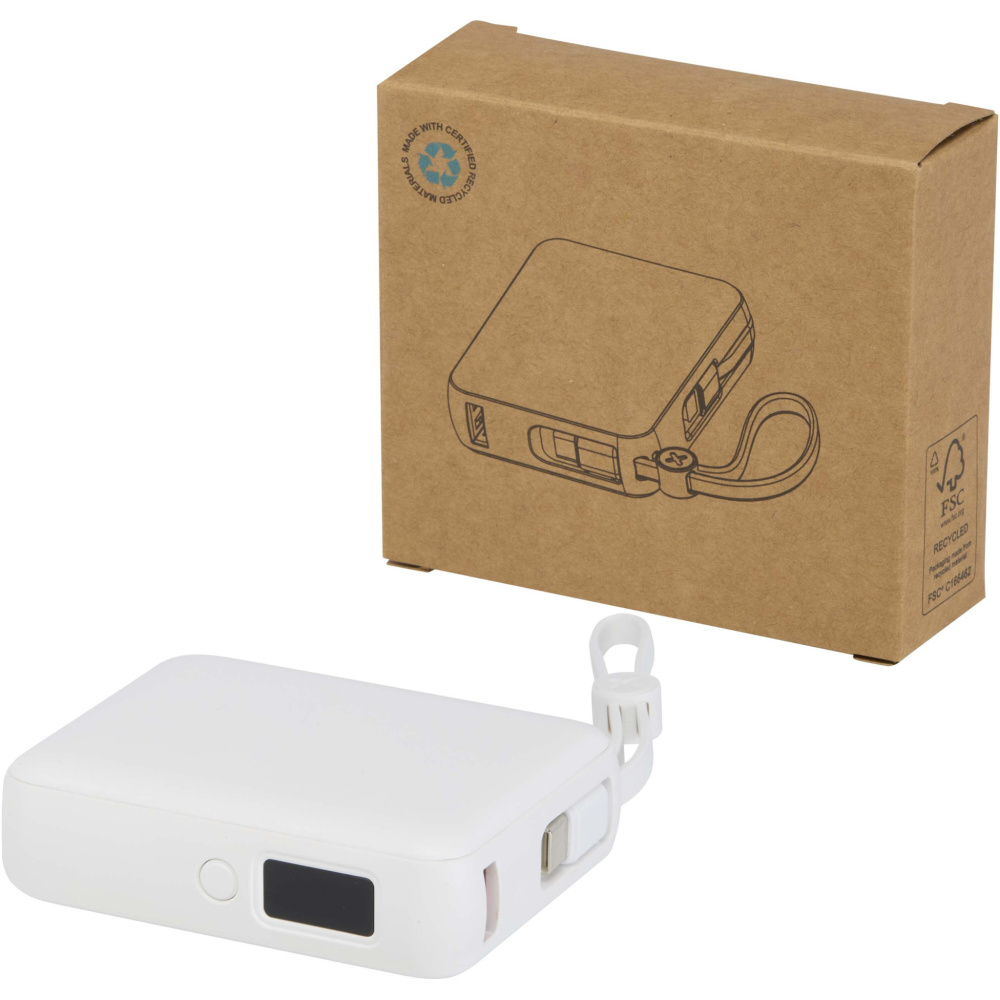 Logo trade liikelahjat tuotekuva: Acrux 10 000 mAh:n ja 35 W:n tablettivirtalähde, jossa sisäänrakennettu Type-C-kaapeli – valmistettu kierrätetystä muovista