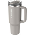 Stanley Quencher® ProTour 1180 ml kierrätetystä ruostumattomasta teräksestä valmistettu eristetty flip straw juomamuki , Harmaa