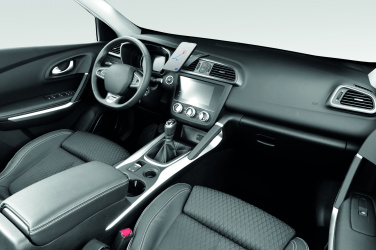 Logotrade reklaminės dovanos nuotrauka: 15 W magnetinis automobilio įkroviklis