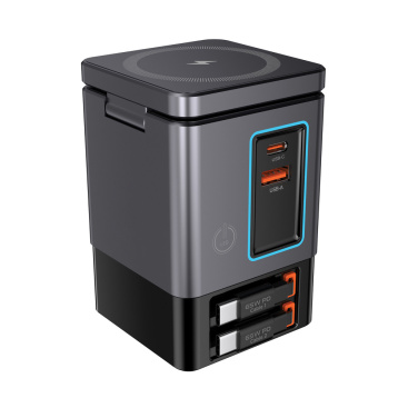 Logotrade reklaminės dovanos nuotrauka: „Urban Vitamin Sacramento“ 105 W GAN įkroviklis + ištraukiami laidai