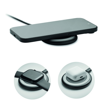 Logotrade korporatīvās dāvanas foto: 3 vienā bezvadu lādētājs 15W