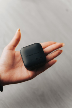 Logotrade korporatīvās dāvanas foto: Urban Vitamin Santa Cruz RCS rplastc 70W GAN lādētājs