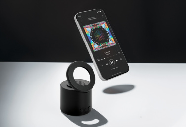 Лого трейд pекламные cувениры фото: Динамик Magpulse RCS из переработанного пластика мощностью 3 Вт с магнитным держателем