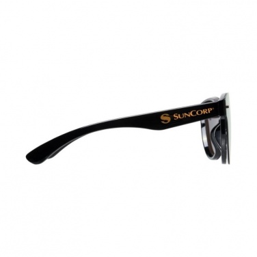 : Solglasögon av typ Shield med helt speglad lins, gul