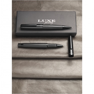 : Gloss duo-penna i presentset