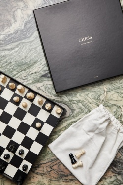 : VINGA Chess coffe table game