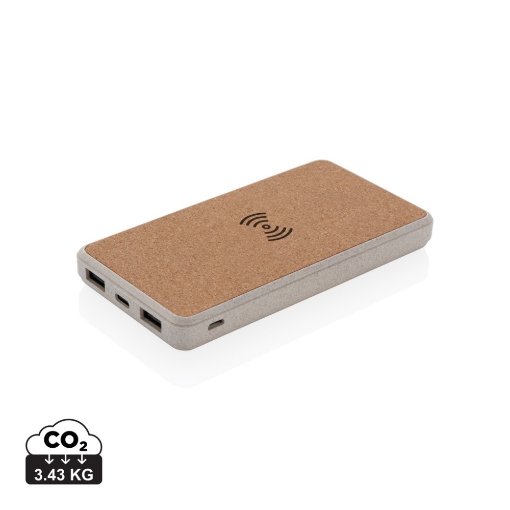 Logotrade kampanjprodukter bild: Kork och vete 8.000 mAh powerbank med 5W trådlös laddning