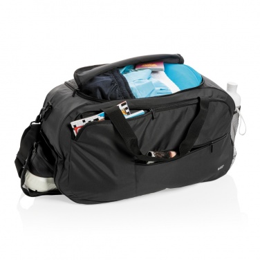 Logotrade profilprodukter bild: Swiss Peak AWARE™ RPET sport duffle