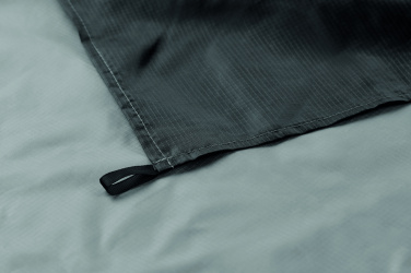 Logotrade kampanjprodukter bild: Lättviktig stor strandmatta