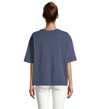 Logotrade reklamprodukter bild: BOXY WOMEN OVERSIZE T-SHIRT