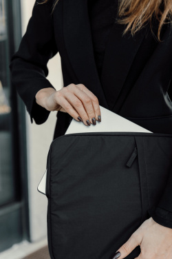 Logotrade profilprodukter bild: KENTO URBAN RCS återvunnen nylon 15.6" laptopfodral